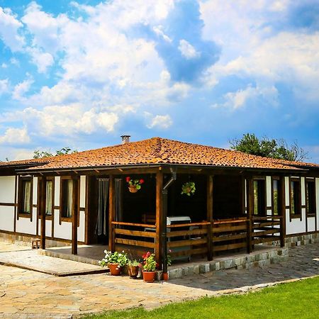 Villa Kashtata Resilovo ภายนอก รูปภาพ
