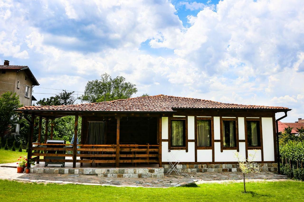 Villa Kashtata Resilovo ภายนอก รูปภาพ